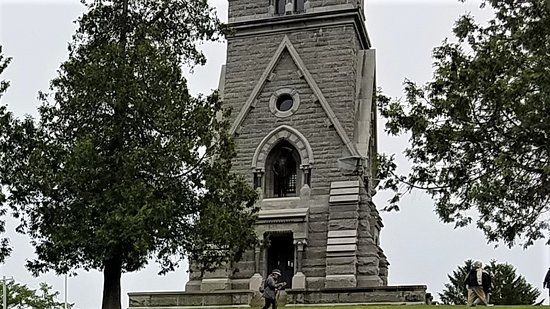 Saratoga Monument