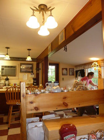 The Country Bear Bakery and Diner