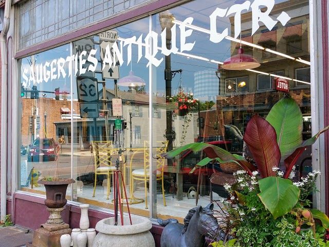 Saugerties Antiques Center